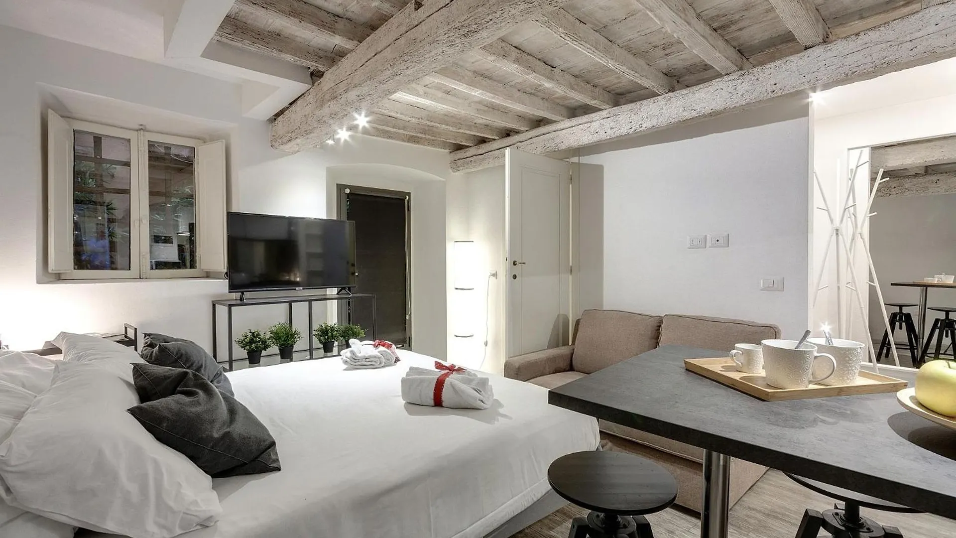 Charlie'S Apartments By Mamo Florence