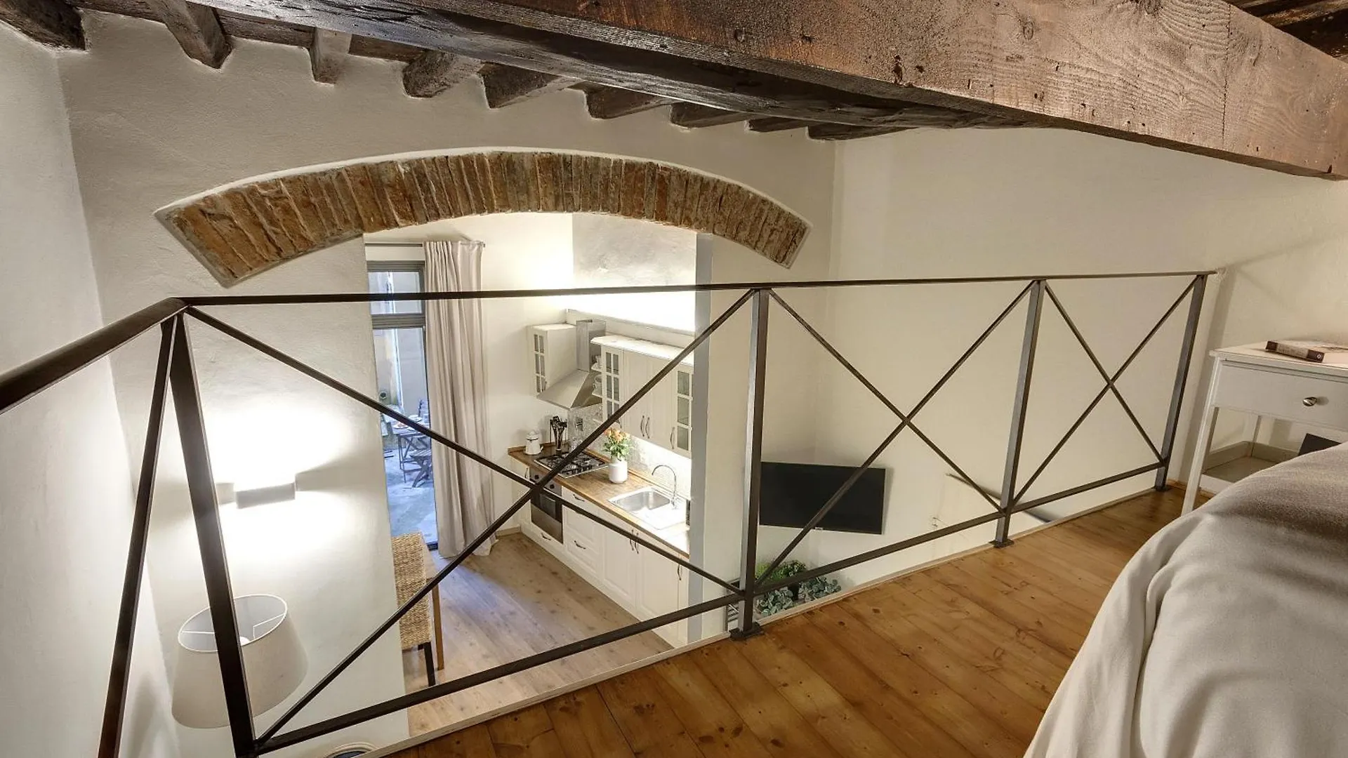 Charlie'S Apartments By Mamo Florence Italy